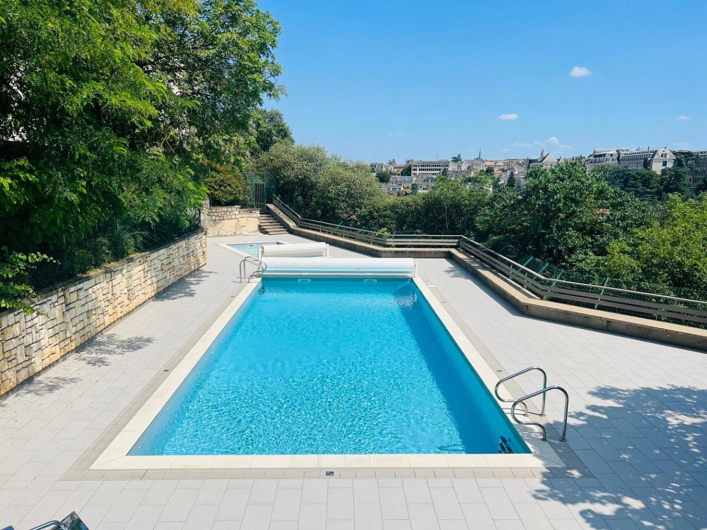 Le Retro - Splendide Appartement ポアティエ エクステリア 写真